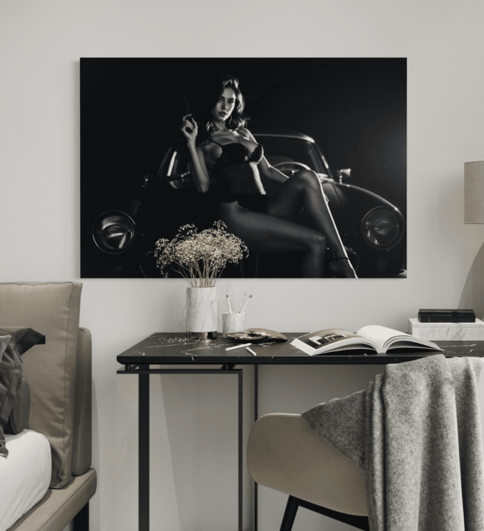 Femme fatale – Elegant naken kunst i interiør Sensuell Naken Kunst pa Lerret